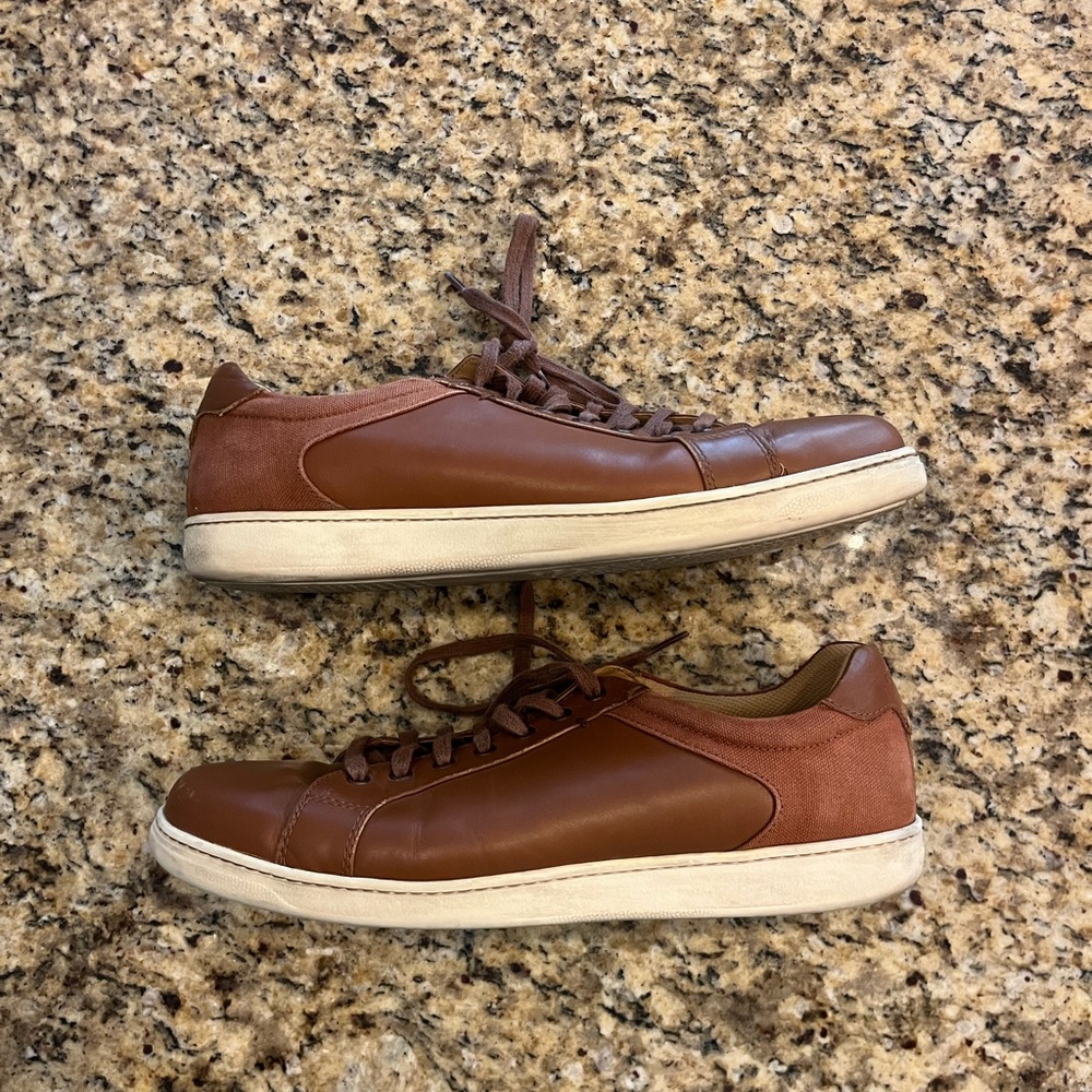 Brown Cole Hann Shoes Size 10 1/2!